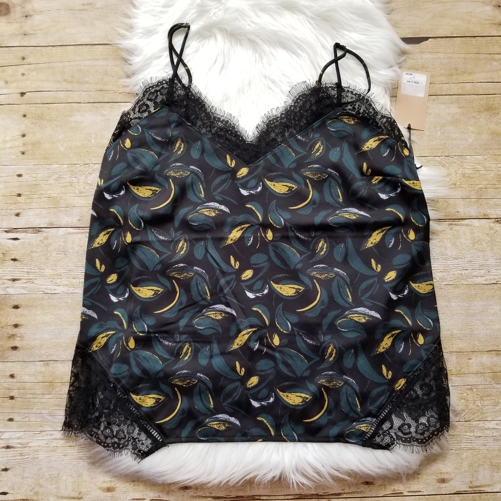 HALOGEN NWT SPAGHETTI STRAP CAMI PRINTED LACE TRIM